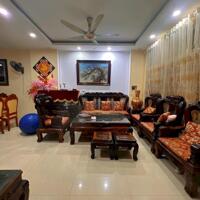 Phố Duy Tân Cầu Giấy 5 tầng mặt tiền 6m ô tô . Thuộc khu VIP có bảo vệ 24/24