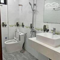 bán nhà phụng châu- chương mỹ 40m2-3 tầng, oto đậu cách 10m.Giá 2.6 tỷ. 0986498350