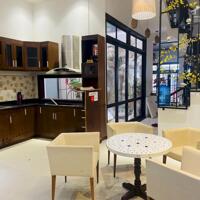 Cho thuê nhà 4 tầng đường Tô Hiến Thành thông Nguyễn Văn Thoại gần biển Mỹ Khê