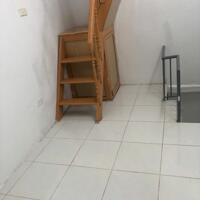 1 tỷ có ngay hộ khẩu Đống Đa - Phố Nguyễn Lương Bằng, 3 tầng x 12m, 2 ngủ, 100m ra ô tô
