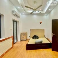 BÁN NHÀ 3 TẦNG SHR GIÁ TỐT DUY NHẤT ĐẦU PHỐ VẠN KIẾP GẦN NGAY TRUNG TÂM HỒ GƯƠM