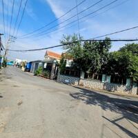 Bán Nhà Siêu đẹp, Xuân Thới Sơn 18, 2 Tầng BTCT, Đường 8m Thông Tứ Tung xe hơi ngủ trong nhà.
