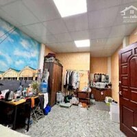  BÁN NHÀ, Phố Trần Quý Cáp - Cách mặt phố 20m