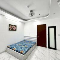 Siêu Hiếm, MP Nguyễn Đình Chiểu View Hồ, 55M2 6T Vỉa Hè Đá Bóng, KD Đỉnh, Giá 36.5 Tỷ