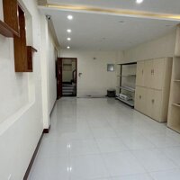 Cho thuê nhà MT Hoà Hảo, Q10. DT 4*13,  trệt trống suốt, gIá 14tr