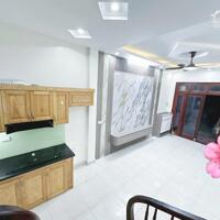 bán nhà riêng Tứ Hiệp, thanh trì, ô tô đỗ cổng , full nội thất