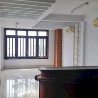 Bán nhà mặt tiền 173 Đường Đinh Tiên Hoàng Phường Đakao Q1.DT :4,1x22m.5 tầng