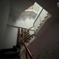 Bán nhà mặt tiền 173 Đường Đinh Tiên Hoàng Phường Đakao Q1.DT :4,1x22m.5 tầng
