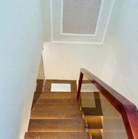 Nhà đẹp sang trọng với thiết kế hiện đại 3PN gần chợ hóc môn
