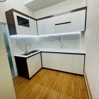 Nhà đẹp sang trọng với thiết kế hiện đại 3PN gần chợ hóc môn
