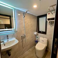 Cho Thuê CCMN 99 Trung Kính Cầu Giấy 25m2 Studio Gác Xép Cửa Sổ Ban Công Thang Máy Giặt Riêng Gần Chợ , Ô Tô Đỗ Cách Nhà 50m