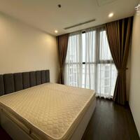 Cho thuê căn hộ Vinhomes Symphony, Long Biên. 66m. Giá: 14.5 triệu/tháng. Lh: 096.787.3362