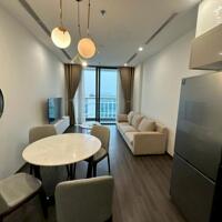 Cho thuê căn hộ Vinhomes Symphony, Long Biên. 66m. Giá: 14.5 triệu/tháng. Lh: 096.787.3362