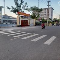 Nhỉnh 7 tỷ Bán nhà mới 3 tầng thiết kế độc đáo, nội thất cao cấp khu hành chính Võ An Ninh