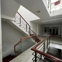 Cho thuê nhà 1T2L mặt tiền đỗ xuân hợp