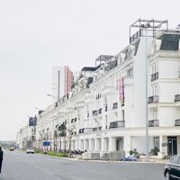 Chuyển công tác bán LÔ GÓC Louis City 3 Đại Mỗ, 120m, 5 tầng, 2 thoáng trước sau, vỉa hè rộng, giá 65 tỷ (có tl).