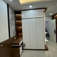 Nhà đẹp 5 tầng mặt tiền Nguyễn Văn Đậu, Bình Thạnh, 4x23m tiện kinh doanh các ngành, giá chỉ 23.5tỷ