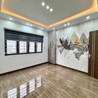 :- Chính chủ bán căn nhà cực đẹp tại 46 Lạch Tray , căn góc 2 mặt thoáng