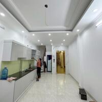 Bán nhà Quan Nhân, Xây mới thang máy - 50m ra phố 4PN rộng sổ đỏ vuông đẹp