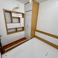 Bán căn hộ tập thể Vĩnh Hồ, Thái Thịnh, Đống Đa, 55m2, nhà đẹp full nội thất, 2 ngủ, 2vs