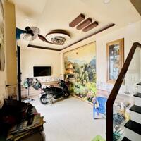 Bán Nhà Đường Giác Đạo, 40m2 3tầng, Đường 5m Thông,xe hơi ngủ trước nhà, giá cực rẻ.