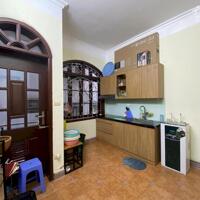 Bán nhà mặt phố Đông Các, Đống Đa, 2 thoáng, tiện kinh doanh 5 tầng 55m2 giá 20.6 tỷ