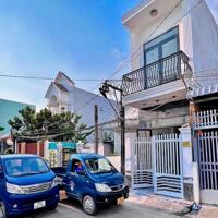 Nhà lầu đẹp nằm gần Ủy ban phường Bình Thủy