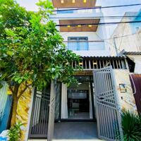 Nhà đẹp Hiệp Phú, 1 trệt 1 lầu, vị trí đẹp, 56m², sát Ngã tư Thủ Đức, chỉ 4,75 tỷ!