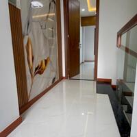 QUẬN 7 BÁN NHÀ XÂY MỚI 2 LẦU GIÁ CHỈ 6.9 TỶ - ngay cạnh ngã tư Nguyễn thị Thập và HTP