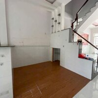 Nhà sổ riêng sân ô tô 2.4 tỷ /1lầu 1trệt/78m2