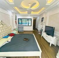PHÂN LÔ HOÀNG VĂN THÁI Ô TÔ TRÁNH - GARA, 7 TẦNG THANG MÁY VỊ TRÍ ĐẮC ĐỊA 30M RA PHỐ