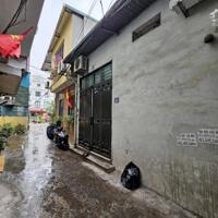 HIẾM  NHÀ ĐẸP NGÔ GIA TỰ - LONG BIÊN, NGÕ Ô TÔ - SÁT CHỢ -  61m² - MT 6m 4.2 TỈ