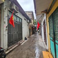 HIẾM  NHÀ ĐẸP NGÔ GIA TỰ - LONG BIÊN, NGÕ Ô TÔ - SÁT CHỢ -  61m² - MT 6m 4.2 TỈ