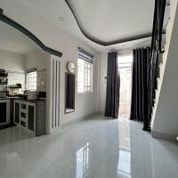 Bán nhà 2 tầng hẻm đường Đoàn Trần Nghiệp, Hòn Chồng, Vĩnh Phước, Nha Trang