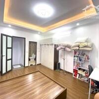 Bán Gấp Nhà 43m 4T MT3.6m giá nhinh 6Tỷ. Ngõ Quỳnh  Hai Bà Trưng 0947913839