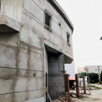 bán căn nhà sổ riêng đang vào hoàn thiện
