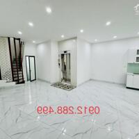 BÁN NHÀ KIM NGƯU 52m - XÂY MỚI - THANG MÁY - NGÕ Ô TÔ