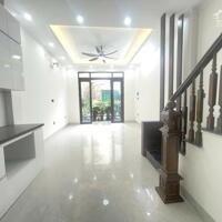 Bán nhà đường Trung Kính, Yên Hòa, Cầu Giấy 35m2 xây 5 tầng mới giá 7.3 tỷ