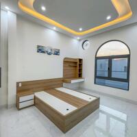 Bán nhà góc 3 mặt tiền đầu đường tô vĩnh diện gần bệnh viện sis giá 3,790 tỷ