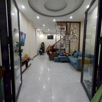 Cho thuê nhà riêng 4 tầng 42m tại Nguyễn Văn Linh, Thạch Bàn, Long Biên.
