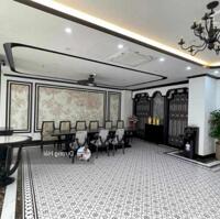 Bán nhà Phân Lô Văn Cao Ba Đình - 190m - Mặt tiền 11m - Phân Lô Xây Văn Phòng - Ô Tô - Gần Phố