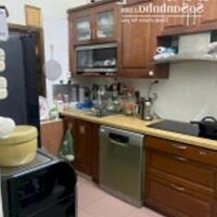 Bán nhà chính chủ Nguyễn Văn Cừ, ôtô đỗ cửa, phong thủy tốt. 10,6tỷ. Lh0914366289