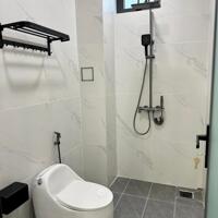 Cần bán gấp căn hẻm ô tô thông 5m, 40m2 , giá 3tỷ990 Nhà mới ở ngay - Q11 Lạc Long Quân