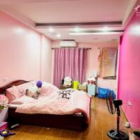Cho thuê nhà riêng Phùng Chí Kiên 5 tầng, 35m2, 2 ngủ, 14 Triệu - ở hộ gia đình