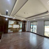 Bán gấp Tòa nhà VP mặt phố Hoàng Quốc Việt 155 tỷ 250m2 mặt tiền 11m xây 10 tầng 2 mặt thoáng đang cho thuê 300tr/tháng LIÊN HỆ EM THUY LH 0961218968