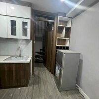 Cho thuê nhà 25m x 2tầng, 10 triệu full đồ 111 Võng Thị, Tây Hồ