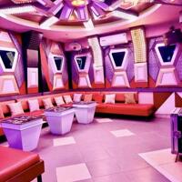karaoke 5 tầng 18 phòng -Hòa Cường - Giá 27 tỷ.