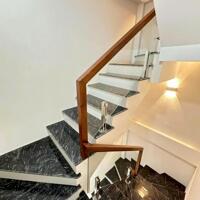 Bán nhà riêng 32m2 Tân Hội. Đối diện cổng chính Vinhomes Đan Phượng. Ngõ thông, Ôtô đỗ gần