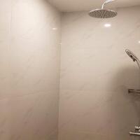 Cho thuê căn hộ dịch vụ tại Trịnh Công Sơn, Tây Hồ, 45m2, 1PN, đầy đủ nội thất mới hiện đại, ban công