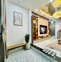 Bán Nhà Phố Đẹp Đường Hoàng Hoa Thám, Phường 07, Quận Bình Thạnh, Hồ chí Minh